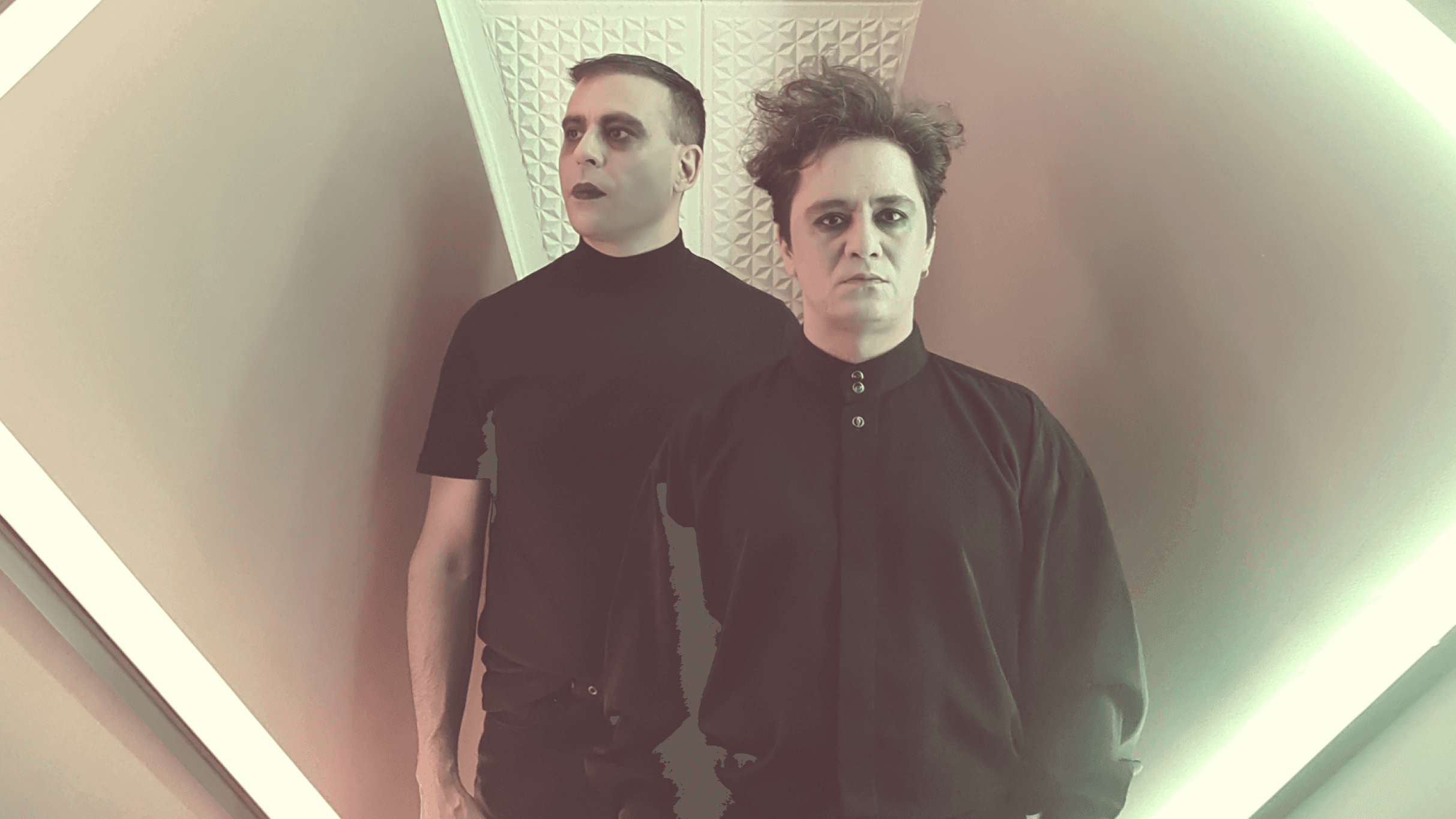 She Past Away: Mørk pop i Oslo