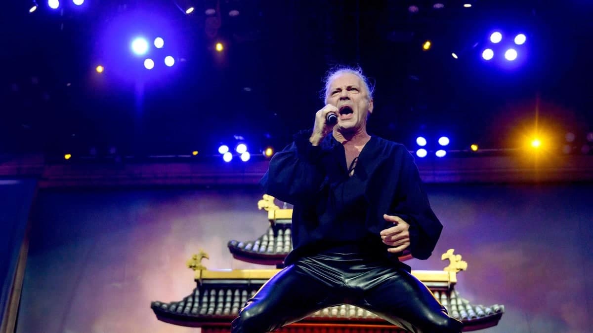 Iron Maiden, Phil Collins, Billy Idol og Oasis i Rock and Roll Hall of Fame