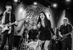 Bonnie And The Jets