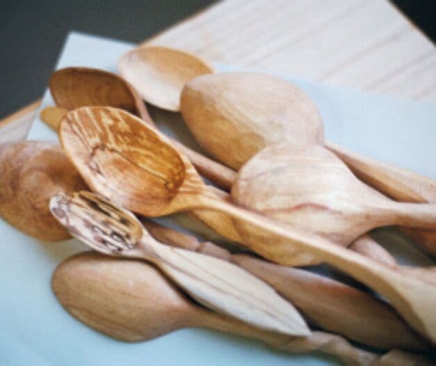 Kurs i skjespikking – Spoon carving med kunstner Amber Ablett