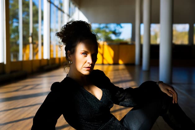 Beady Belle på Stallen - UTSOLGT