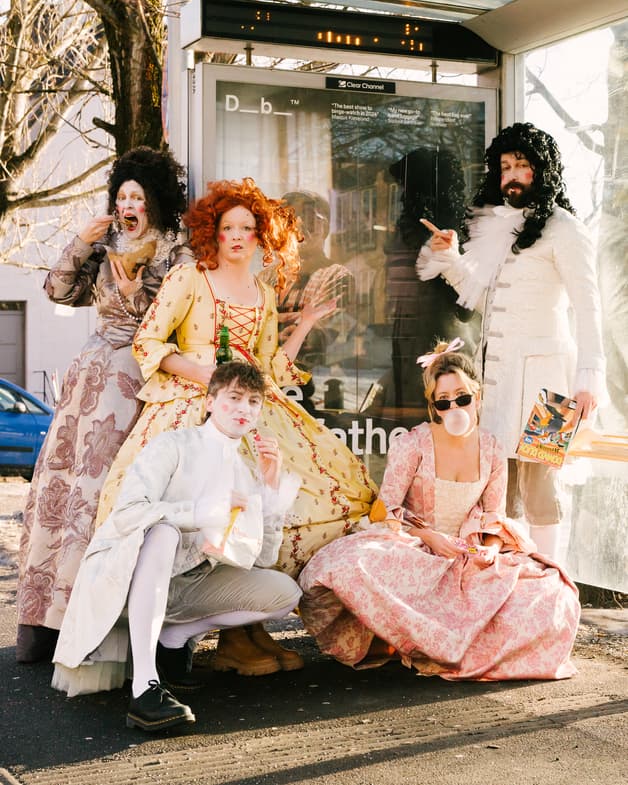 Femti-Femti: Teater i det uforutsigbare