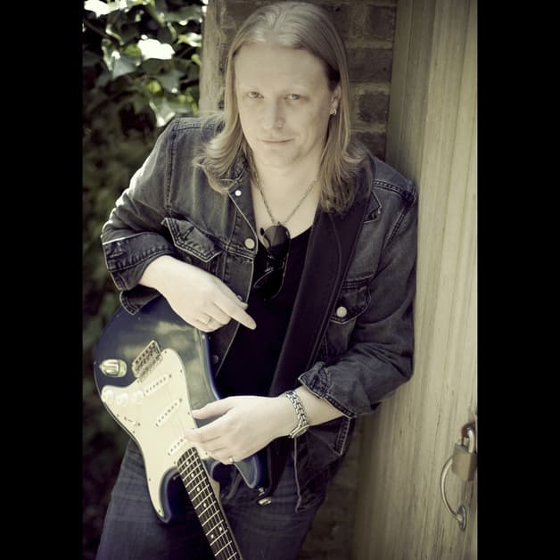 Matt Schofield Trio (UK)