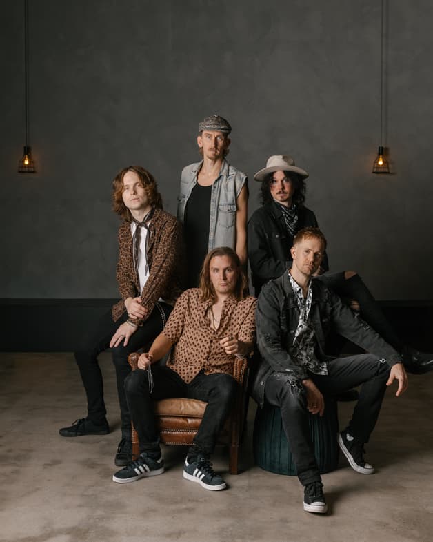 Blått Blod + support Phase Machine