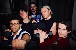 DR FLEX TAR OVER HERR NILSEN, FUNK, HIPHOP OG RÅ ENERGI