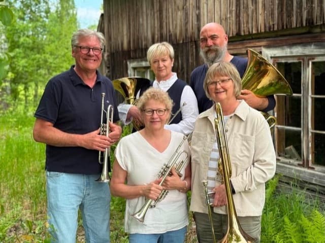 Sommerkonsert med Jacuzzi Brass