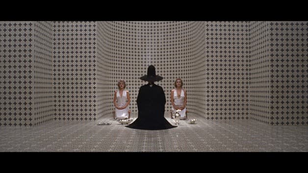 THE HOLY MOUNTAIN - 6/5 KL. 20:30