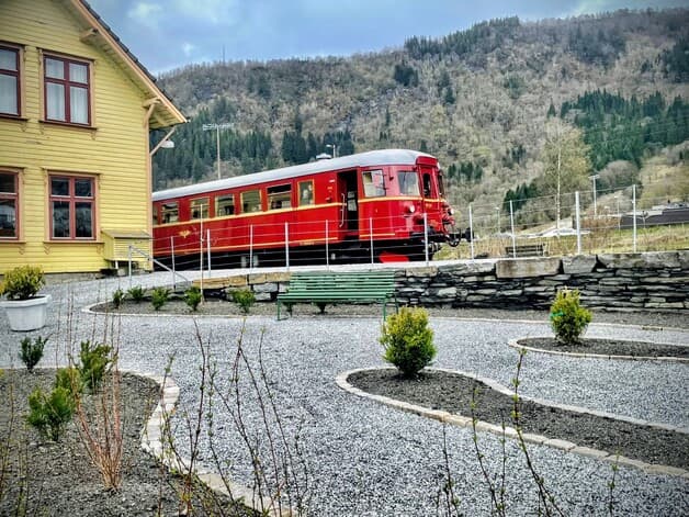 Opplev Gamle Vossebanen