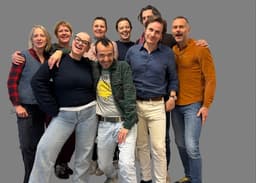 Sommersang med Holbergs plass sangforening