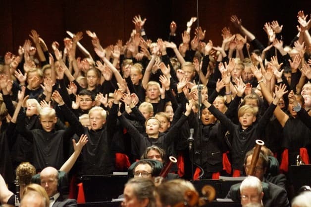 GÅSEHUD – klassisk storprosjekt med Rommen, Nordpolen og Rødtvet skolekor