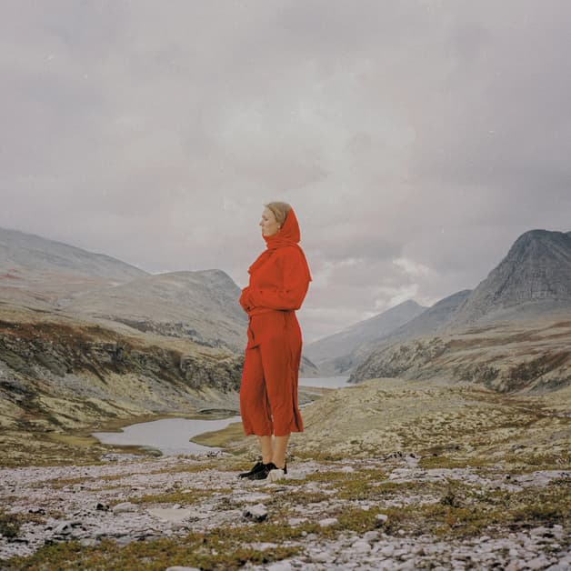 Juni Habel + Toria Wooff (UK)
