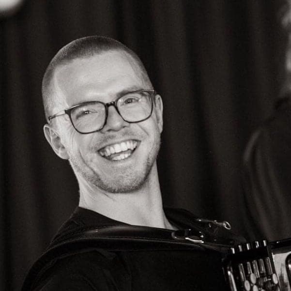 Gutvik Ukentlig: Kalle Moberg / Guoste Tamulynaite / Ketil Gutvik + Ungsoloen: Laura M. B. Kumwenda