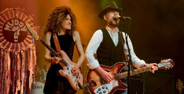 MUDDY WHAT? på Herr Nilsen